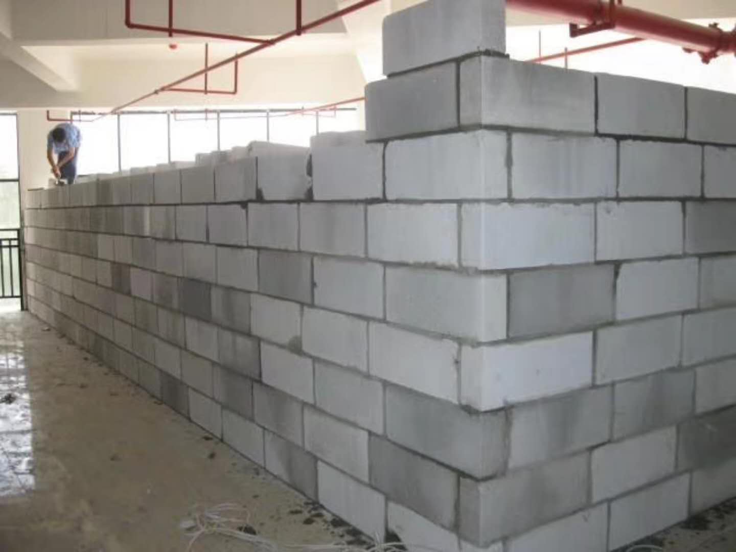平塘蒸压加气混凝土砌块承重墙静力和抗震性能的研究